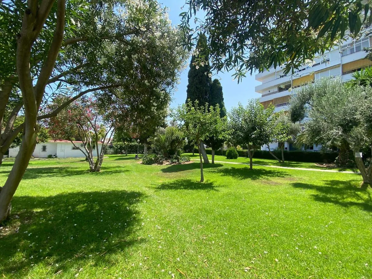 דירות בנאלמדנה Cris House, Arroyo De La Miel ספרד